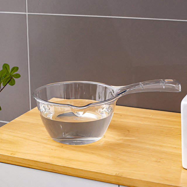 Пластиковая прозрачная желонка